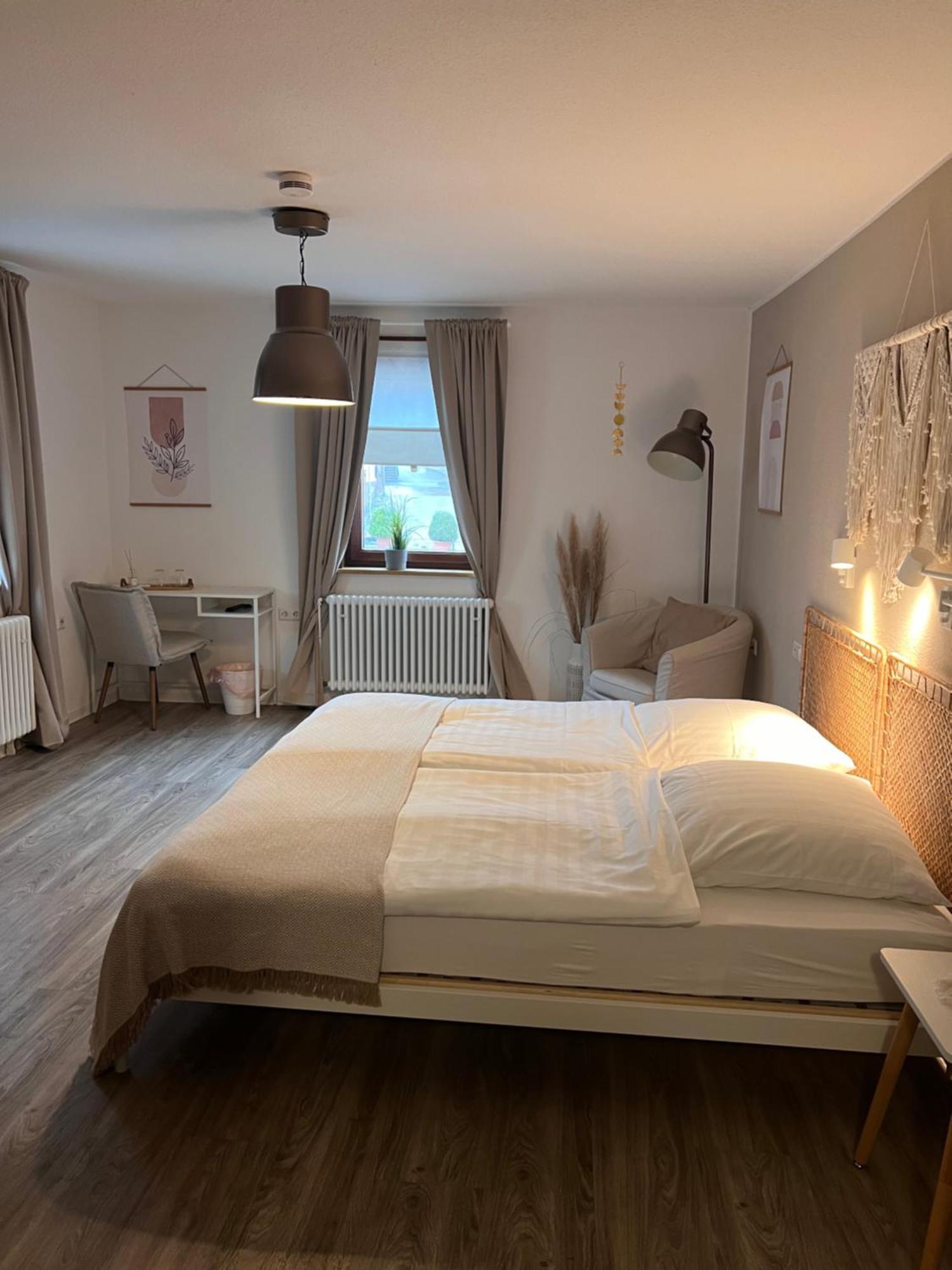 Pension Krone Sternenfels Exteriér fotografie
