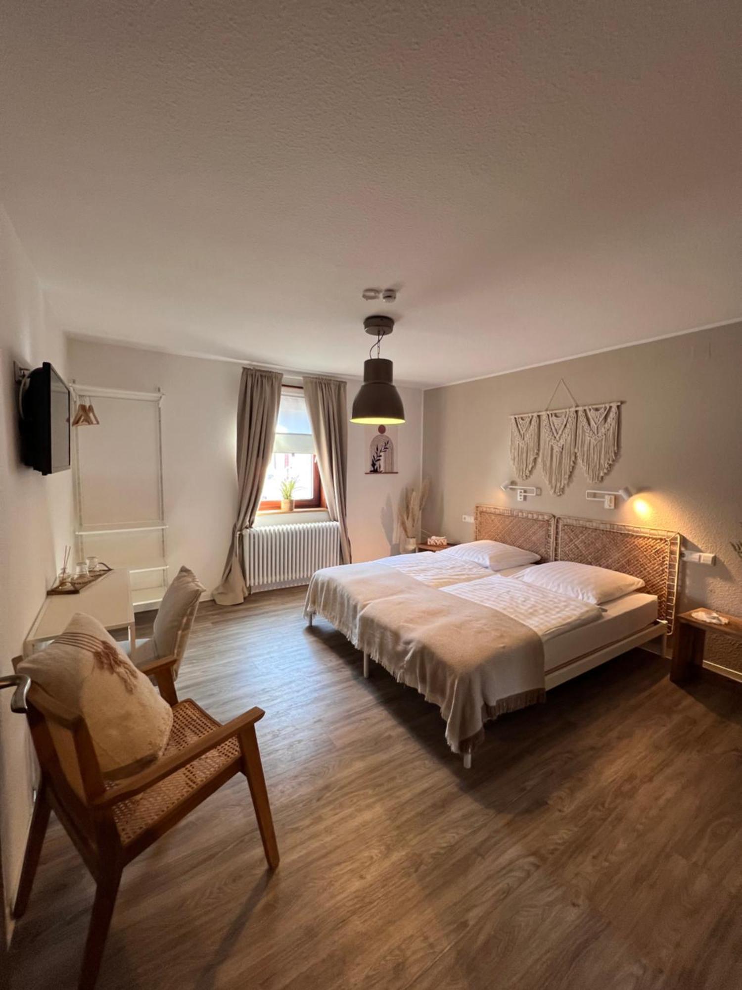 Pension Krone Sternenfels Exteriér fotografie