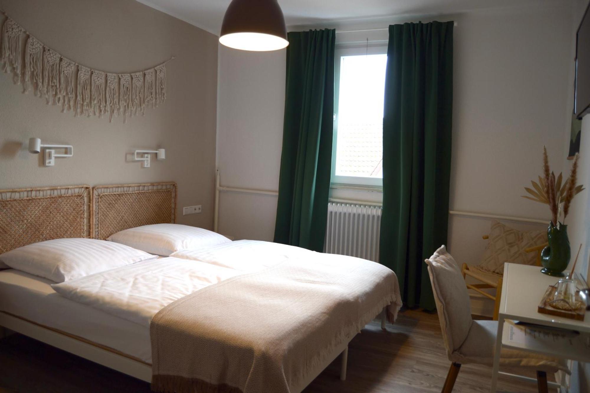 Pension Krone Sternenfels Exteriér fotografie